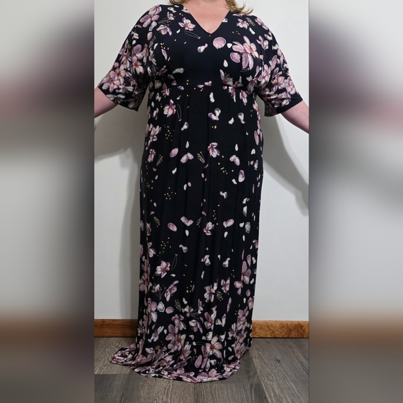 East Adeline Black Floral Maxi Dress – Women’s 1X - Picture 5 of 8
